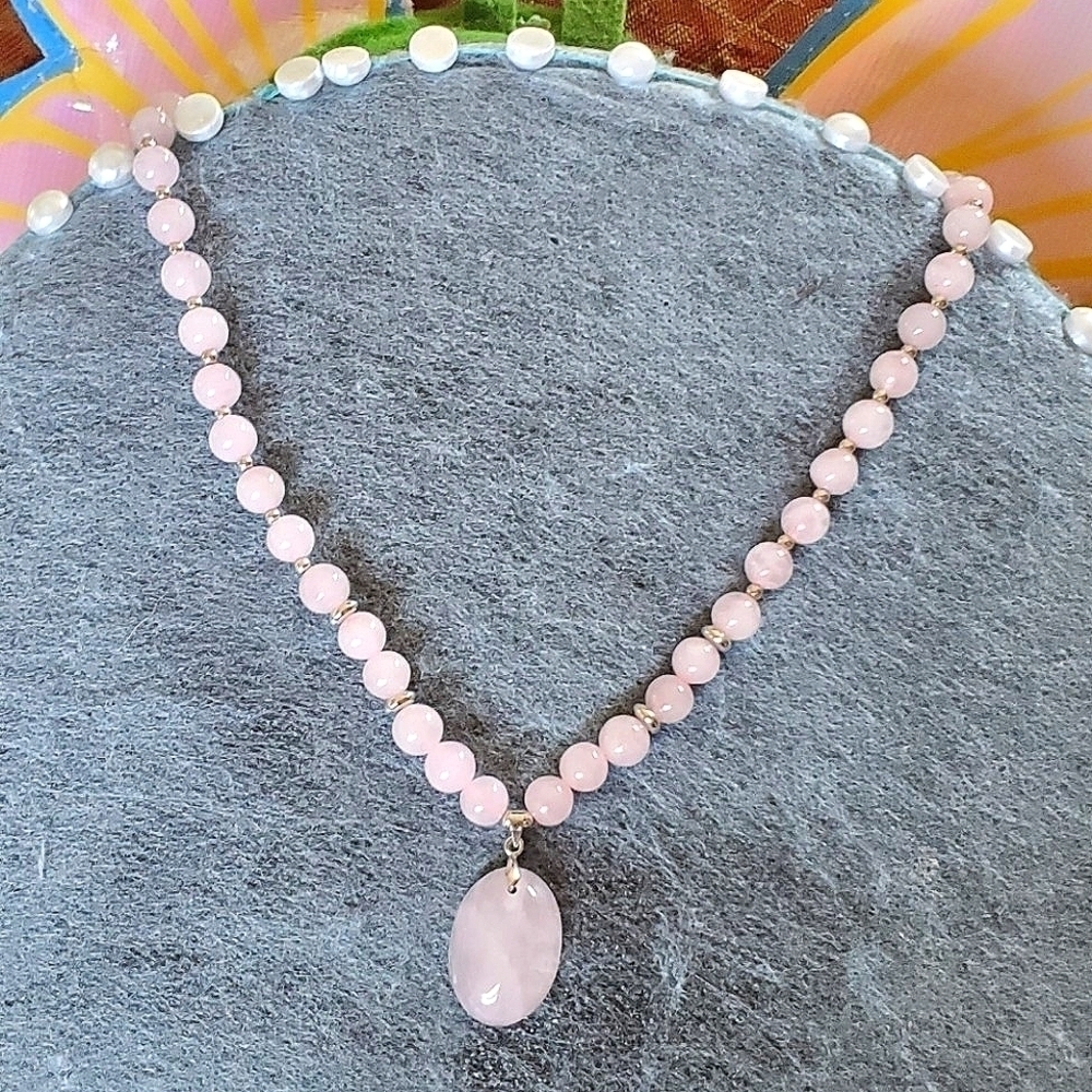 183 ctw Rose Quartz Stainless Steel Oval Pendant Necklace